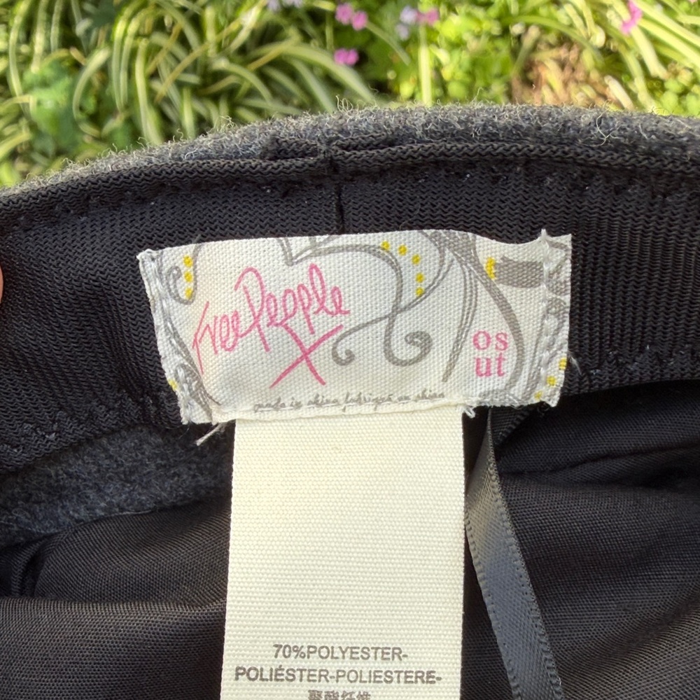 NWT Free People Charcoal and Black Cap with Gold Embroidery - Picture 3 of 8